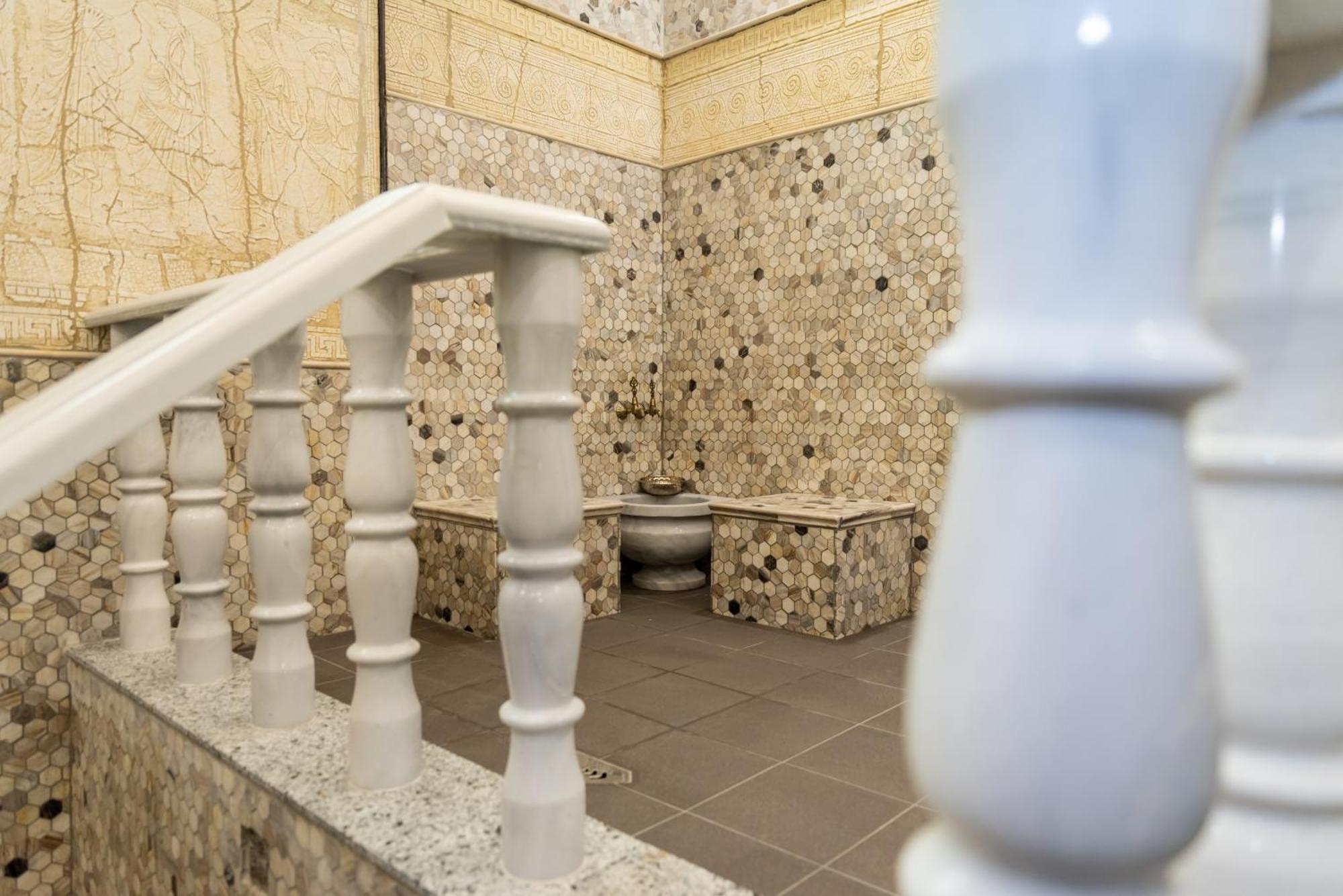 Hotel Royal Bath バニャ エクステリア 写真