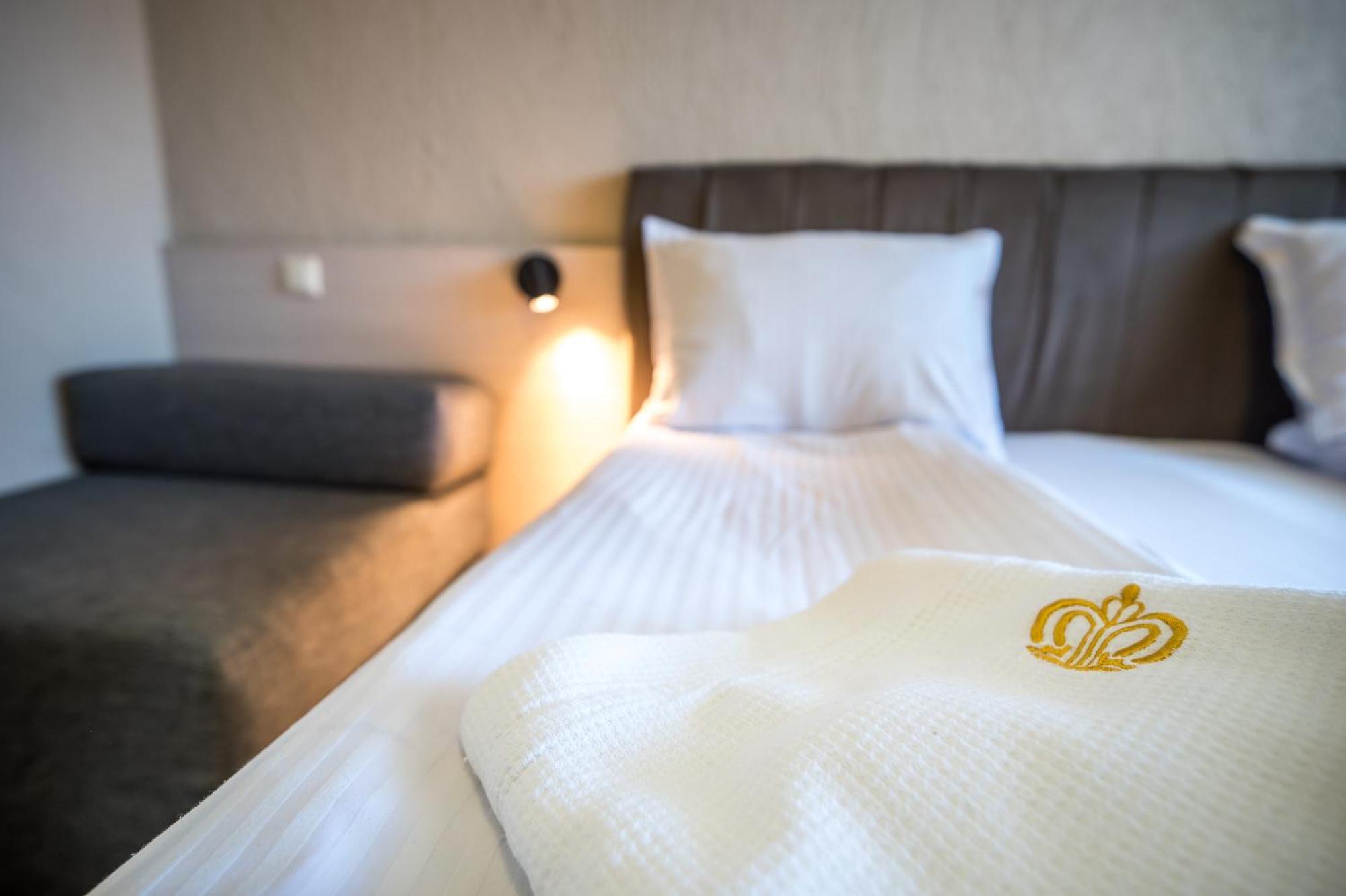 Hotel Royal Bath バニャ エクステリア 写真