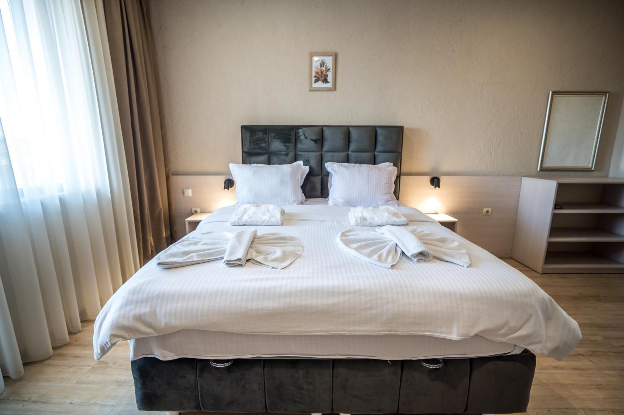 Hotel Royal Bath バニャ エクステリア 写真